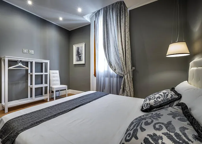 YiD Capo di Mondo Luxury apartment in florence
